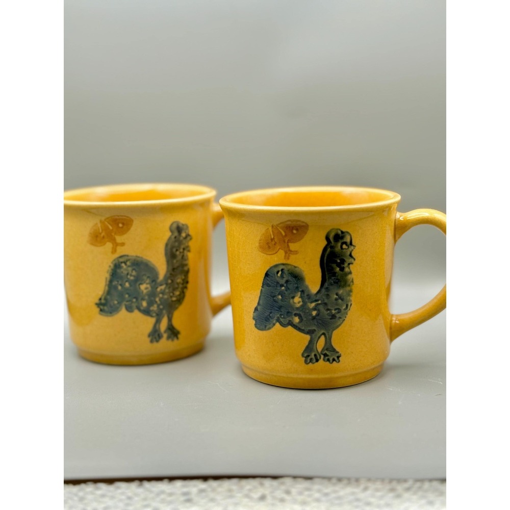 Yellow Pfaltzgraff Rooster Stencil Mugs. Pair. 10 Ounce. Americana